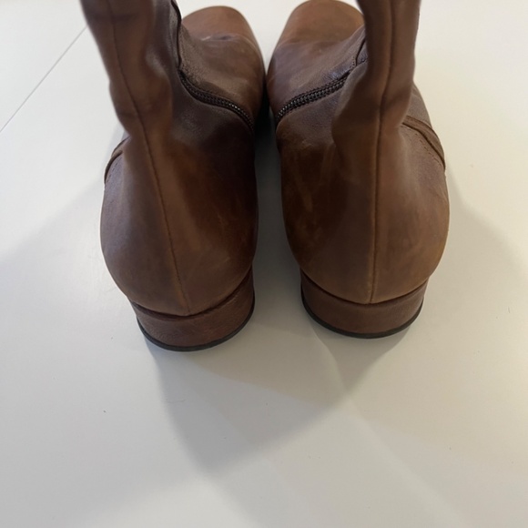 Brown Leather Boots - Picture 4 of 7
